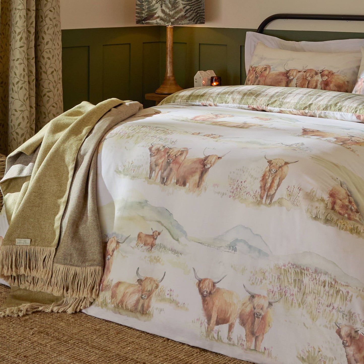 Highland Cattle 100% Cotton Reversible Duvet Cover Set Multi: Multicolour / King