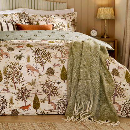 Fable Printed Reversible Duvet Cover Set Willow Green: Willow Green / Single