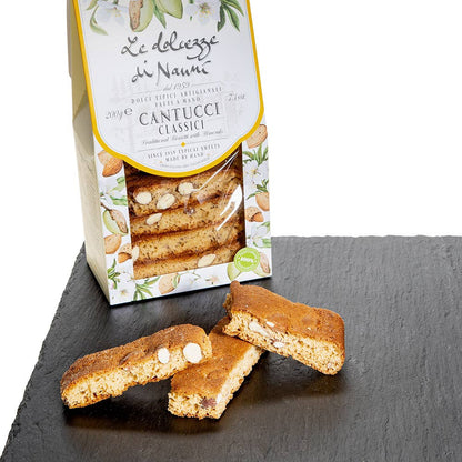 Cantucci Biscotti alla mandorla fatti a mano, Italia