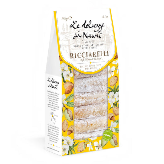 Ricciarelli, dolcetto morbido alle mandorle fatto in Italia