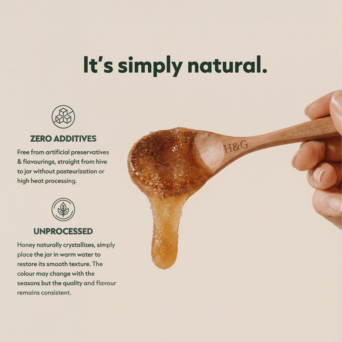 Miele Autentici al gusto di zenzero su un cucchiaio di legno, naturale e non lavorato, ideale per il benessere.