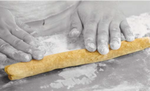 Ricciarelli, dolcetto morbido alle mandorle fatto in Italia
