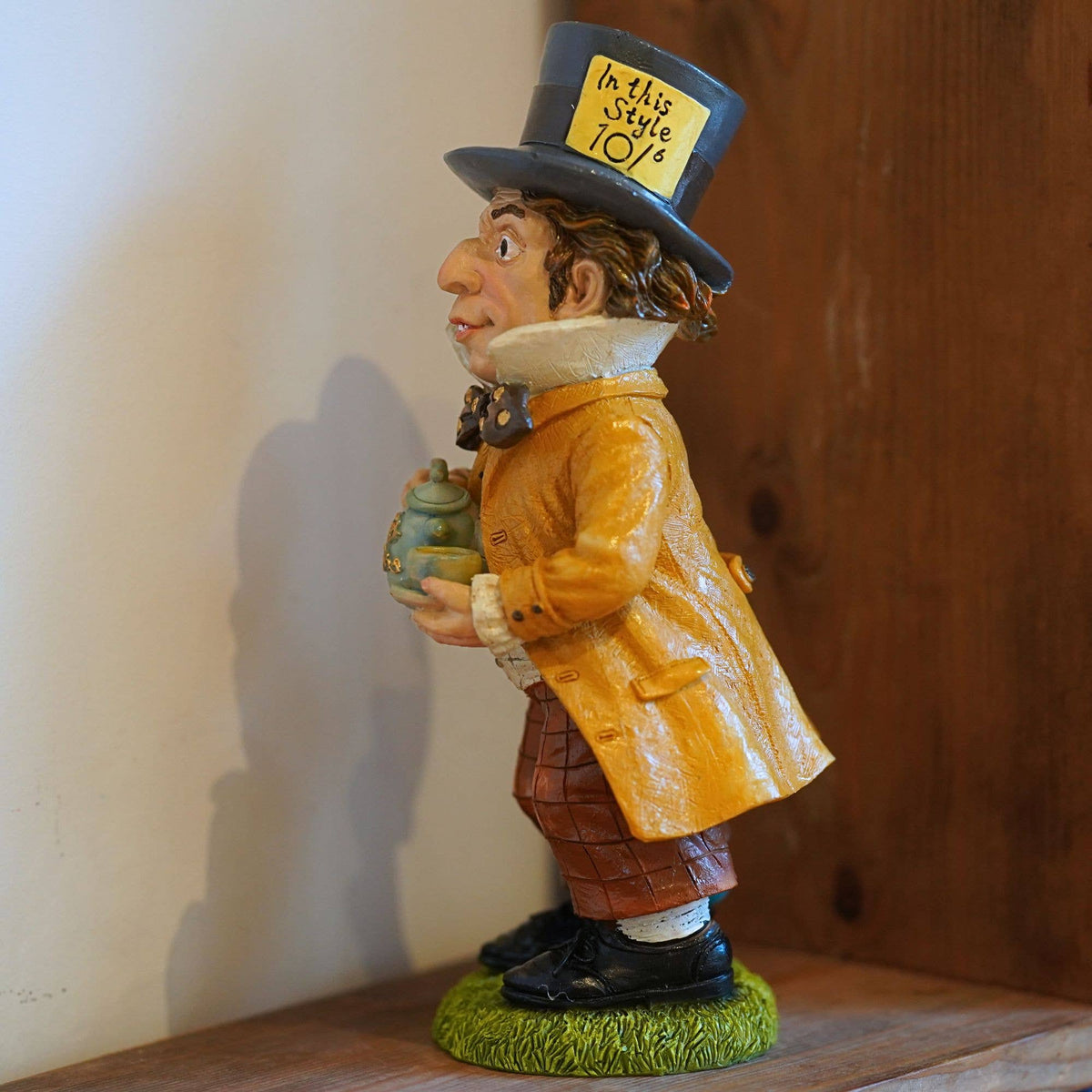 Mad Hatter Alice in Wonderland Resin Ornament OutdoorGarden